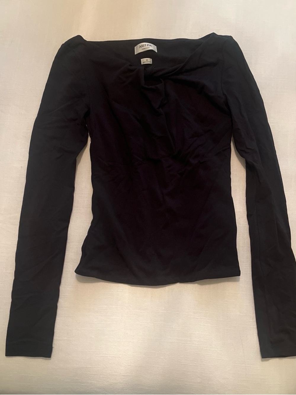 Aritzia Black Long-Sleeve Twist Front Top